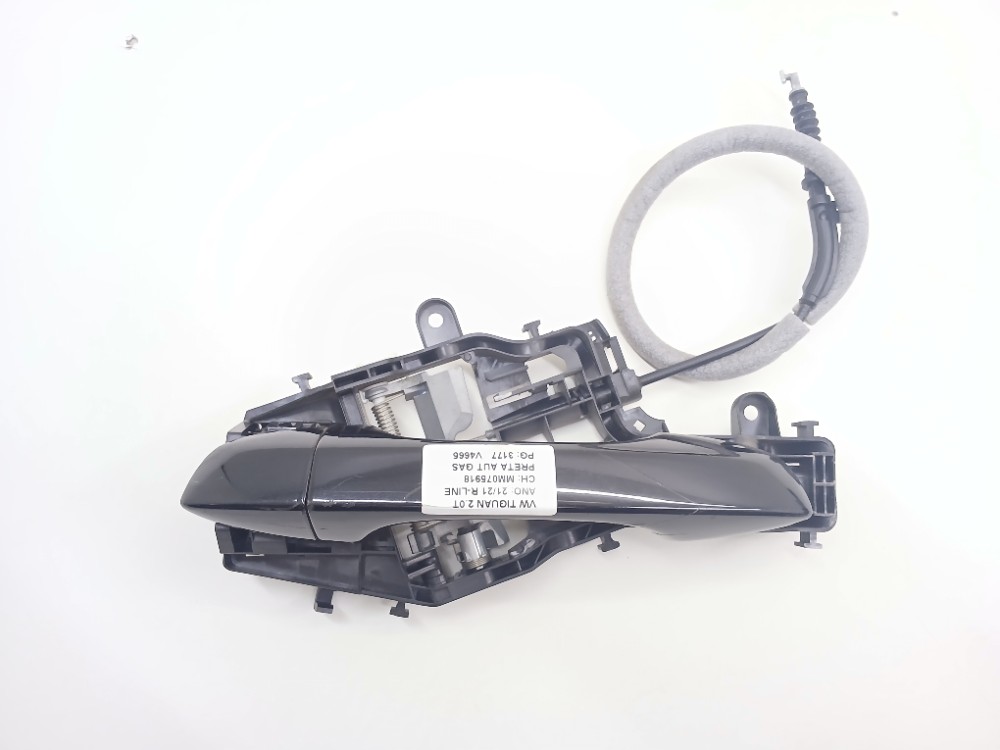 Maçaneta Externa Traseira Esquerda Vw Tiguan Tsi 2.0 2021 Preta Traseira