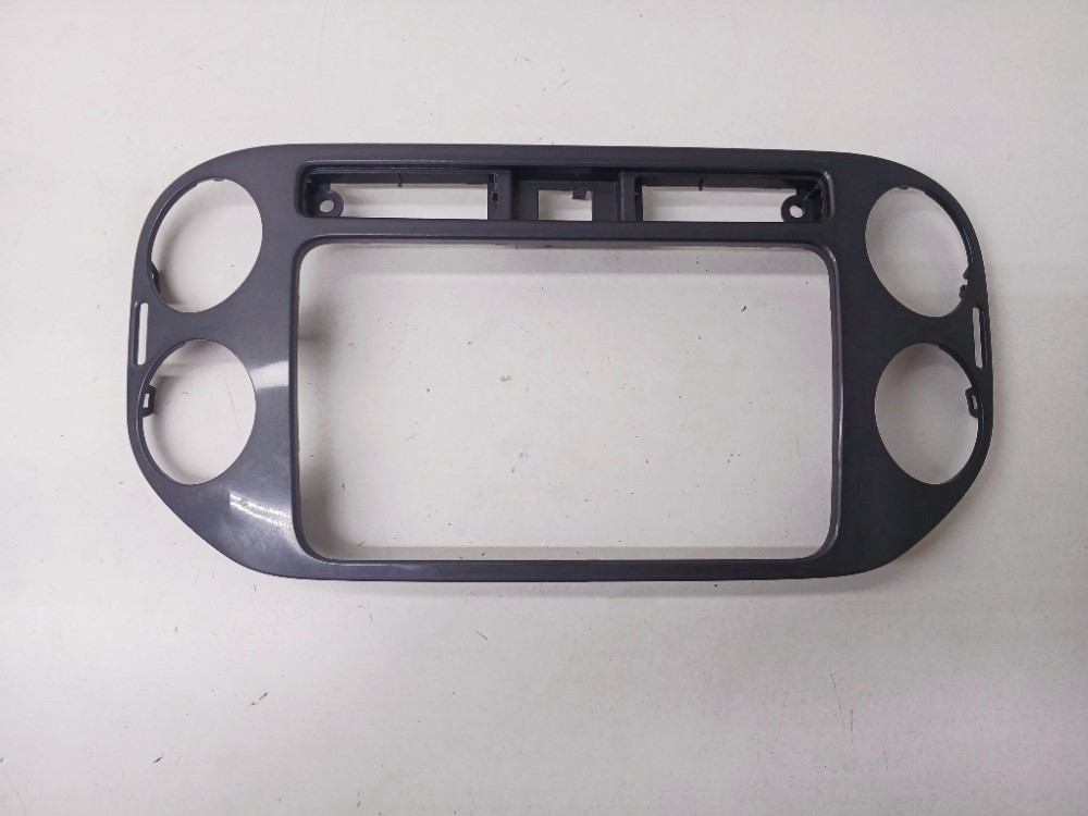 Moldura Do Radio Vw Tiguan Tsi 2.0 2011 2012  5n0858069h