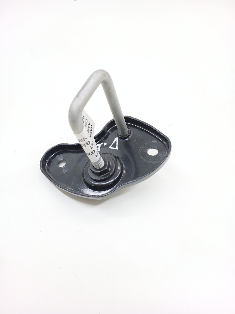 Batente Esquerdo Fechadura Capô Bmw 320i 2.0 2020 7473707