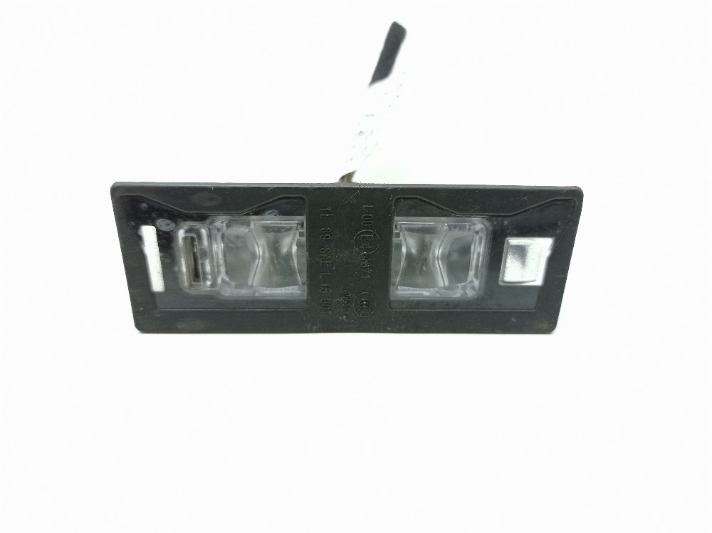 Luz Placa Audi Q3 Sportback 2.0 2023 2024 8w6943021a