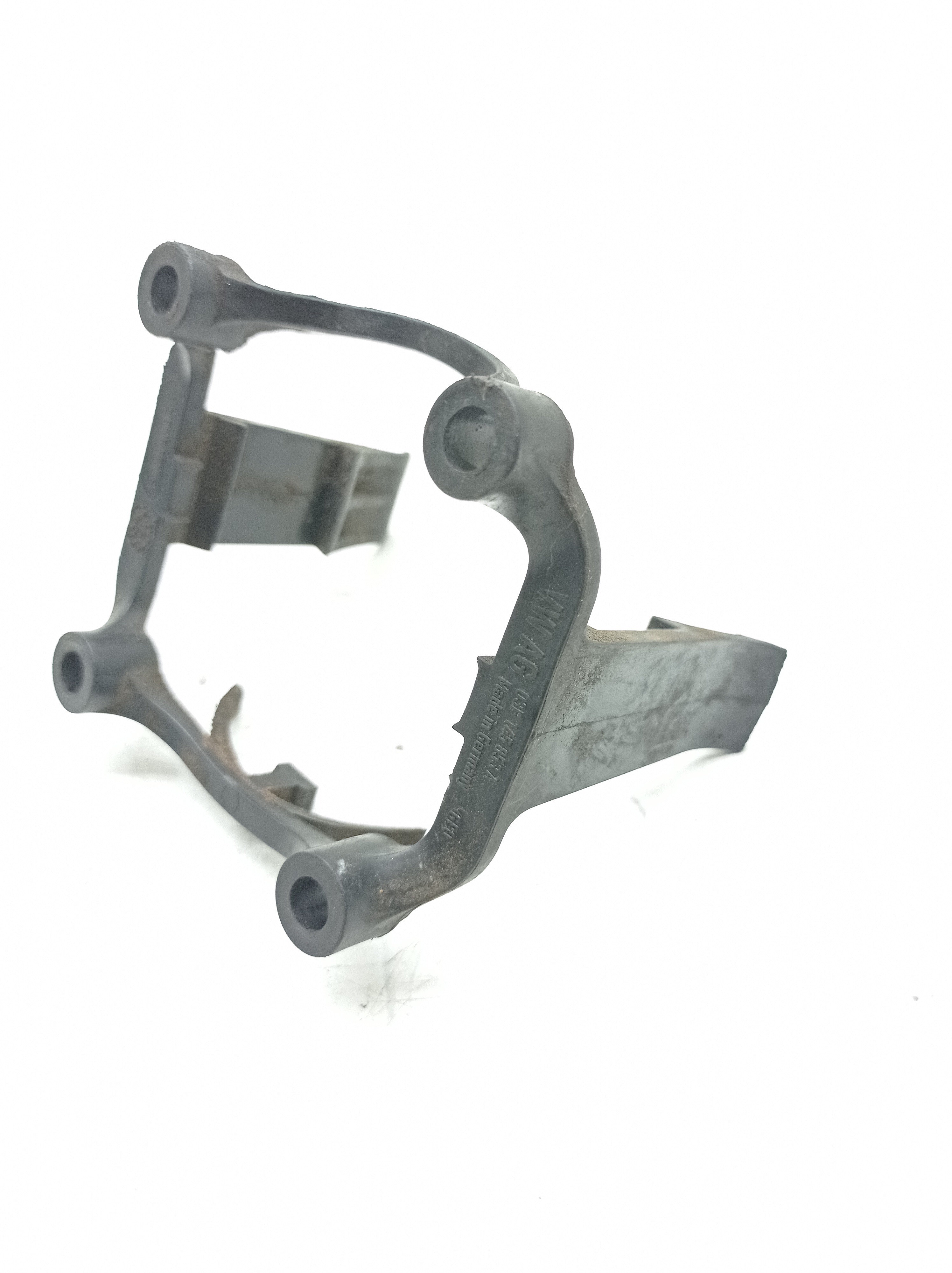 Trava Mangueira Turbina Vw Golf Gts 2.0 2019 03f145853a