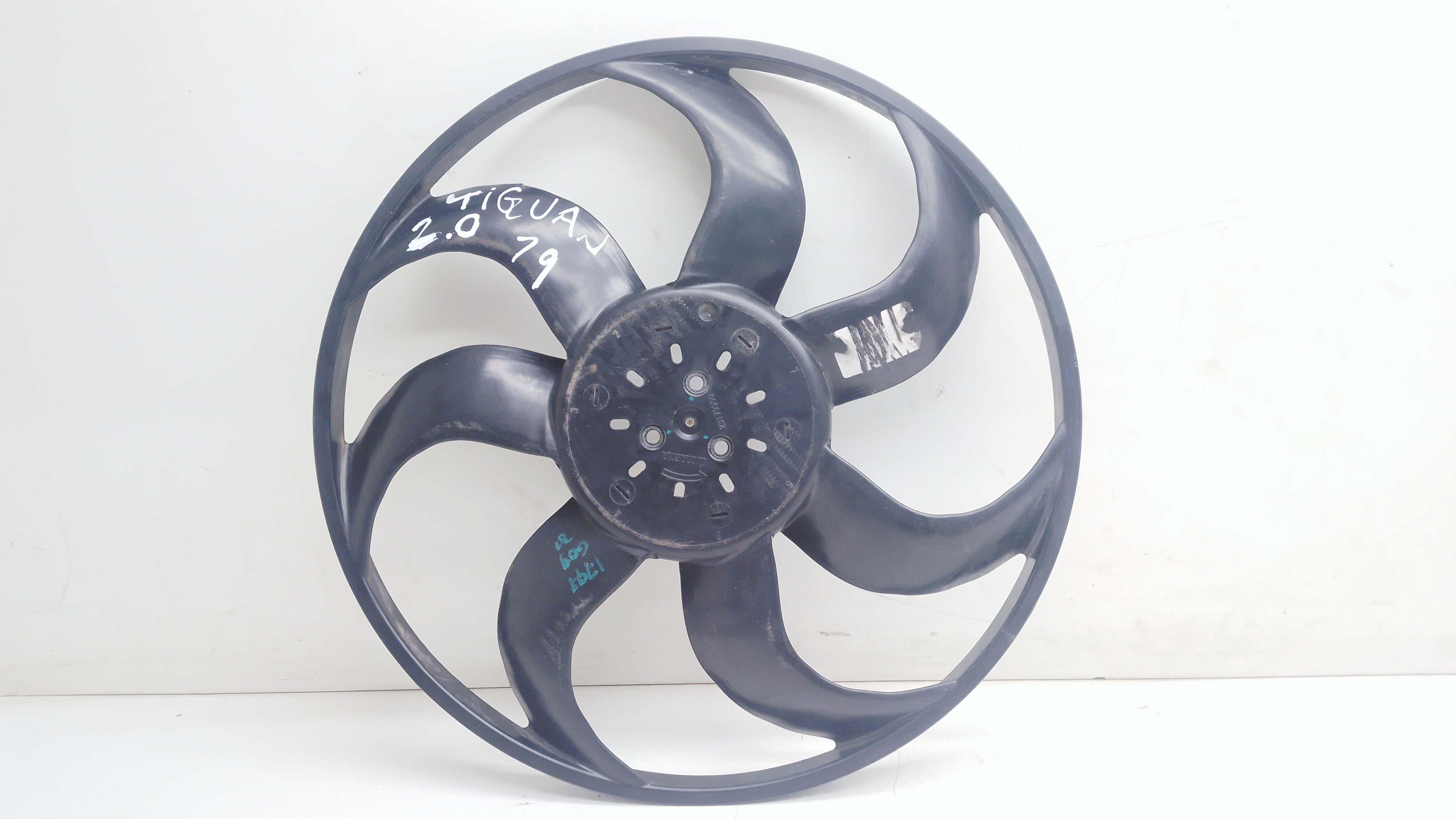 Hélice Ventoinha Radiador Vw Tiguan 2.0 2019 Nº23179900