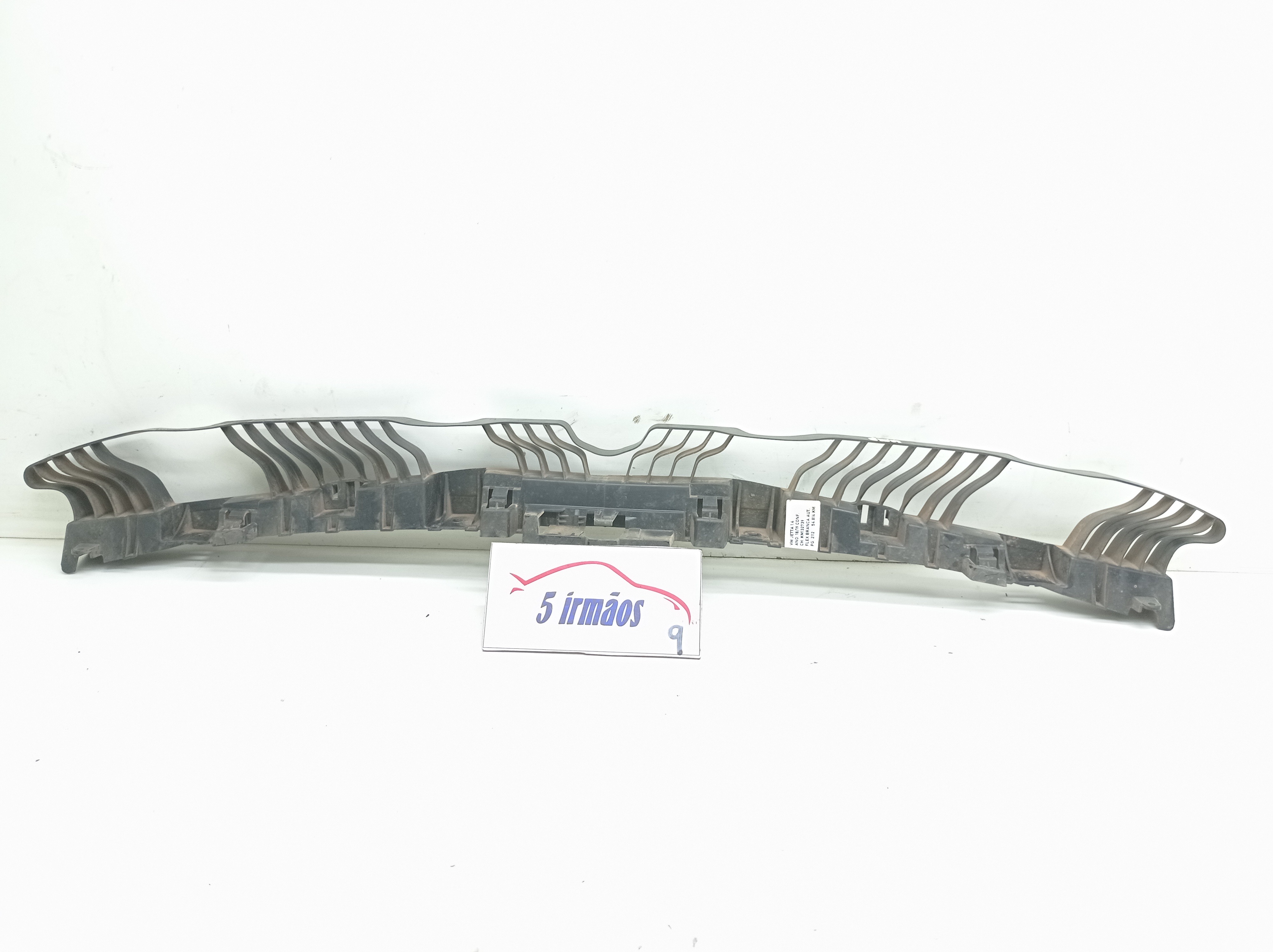 Guia Central Parachoque Traseiro Vw Jetta Tsi 1.4 2018 / 201
