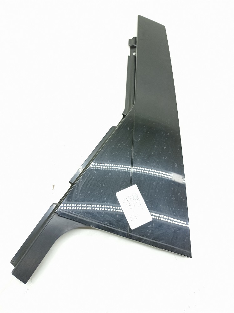 Acabamento Esquerdo Porta Traseira Volvo Xc60 2.0 2019 2020