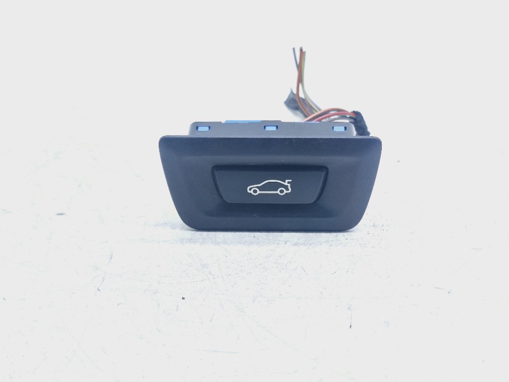 Botão Abertura Tampa Traseira Bmw 320i Gt 2.0 2015 927511902