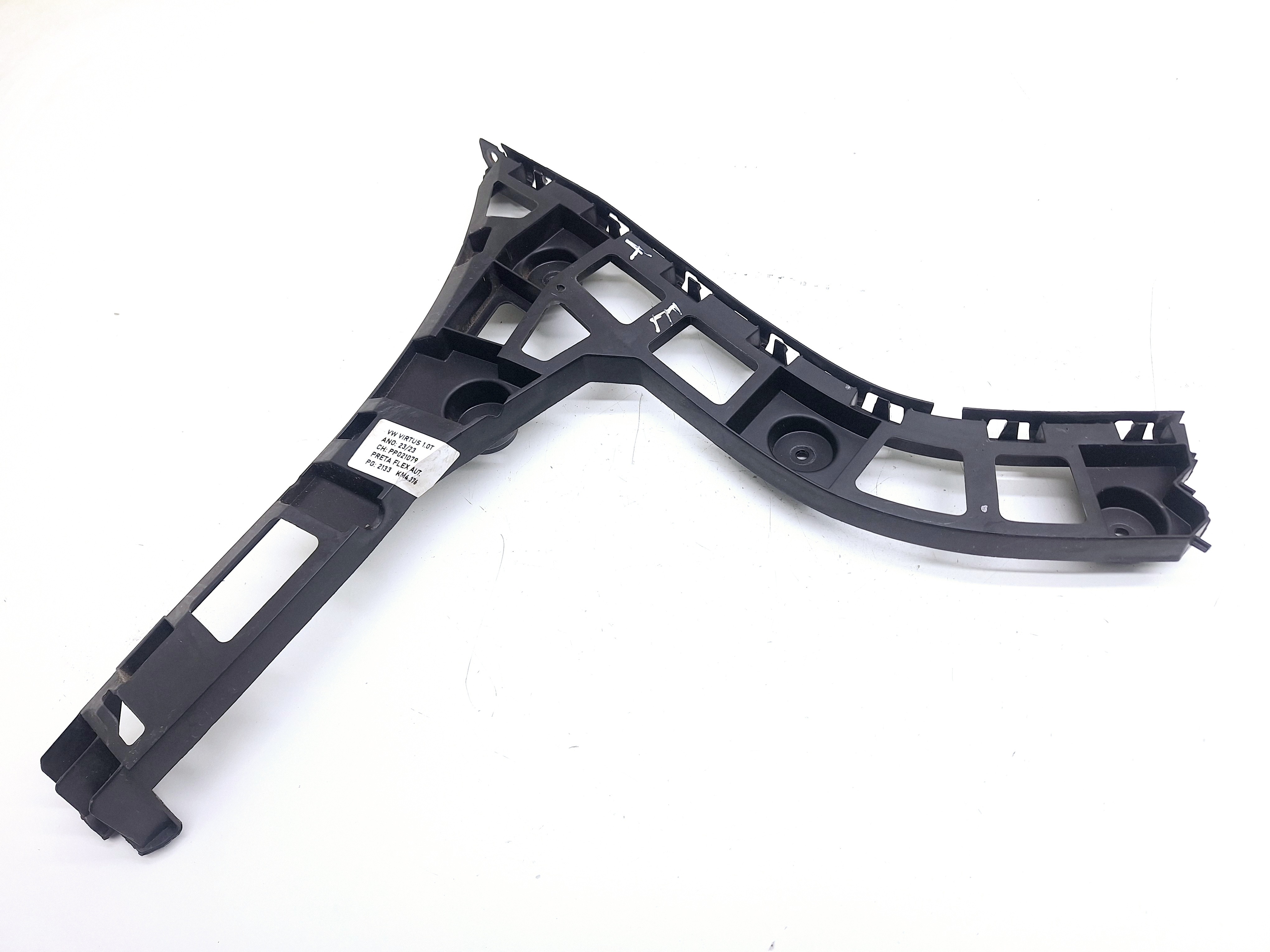 Guia Parachoque Traseiro Esquerdo Vw Virtus Tsi 1.0 2023