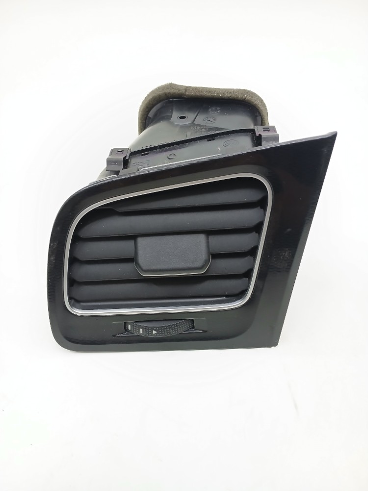 Difusor Ar Esquerdo Vw Golf Gti 2.0 2015 5gm819703