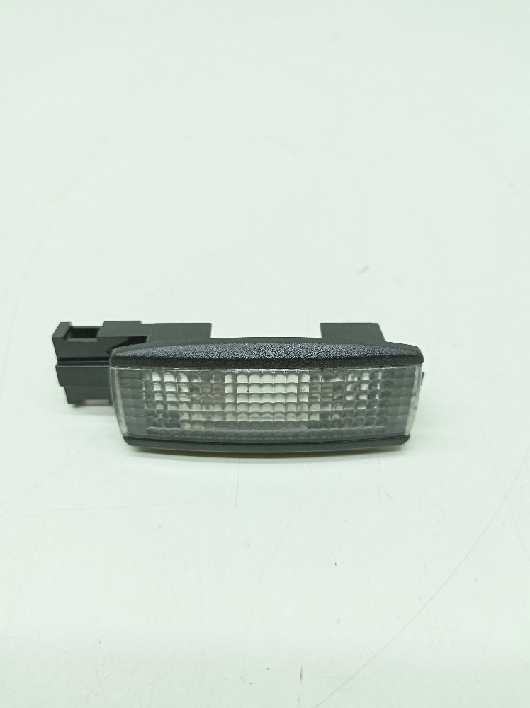 Luz Teto Cortesia Esquerda Vw Virtus Tsi 1.4 2025 3b0947113