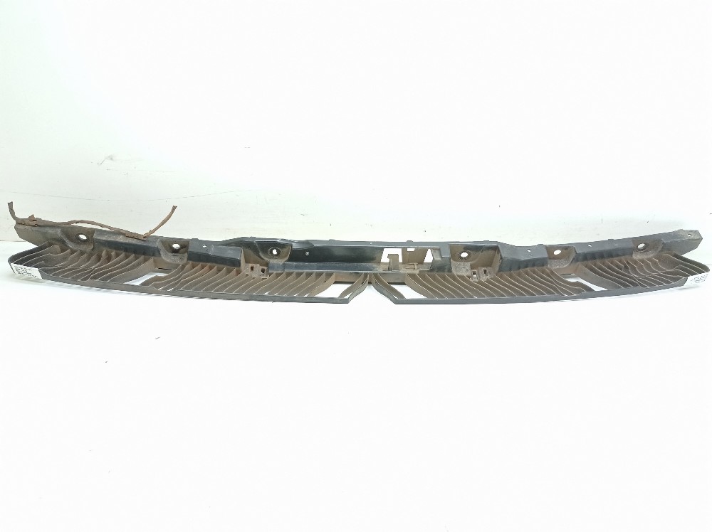 Guia Parachoque Traseiro Vw Tiguan Tsi 1.4 2019 5nn807863