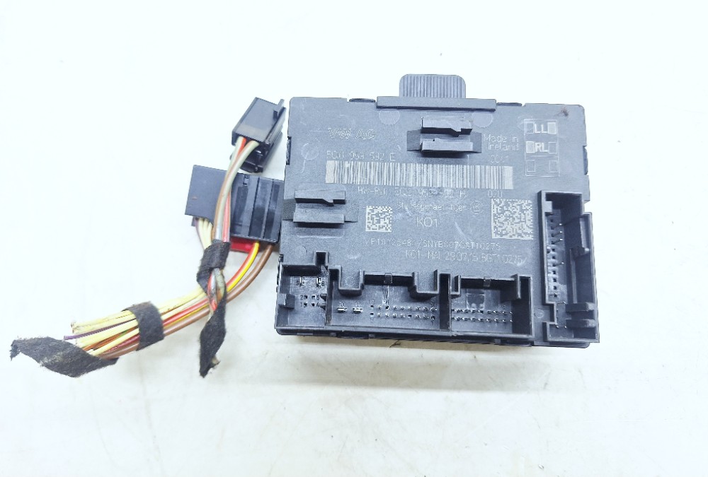 Módulo Porta Dianteira Direita Passat 2.0 2015 5Q0959592E