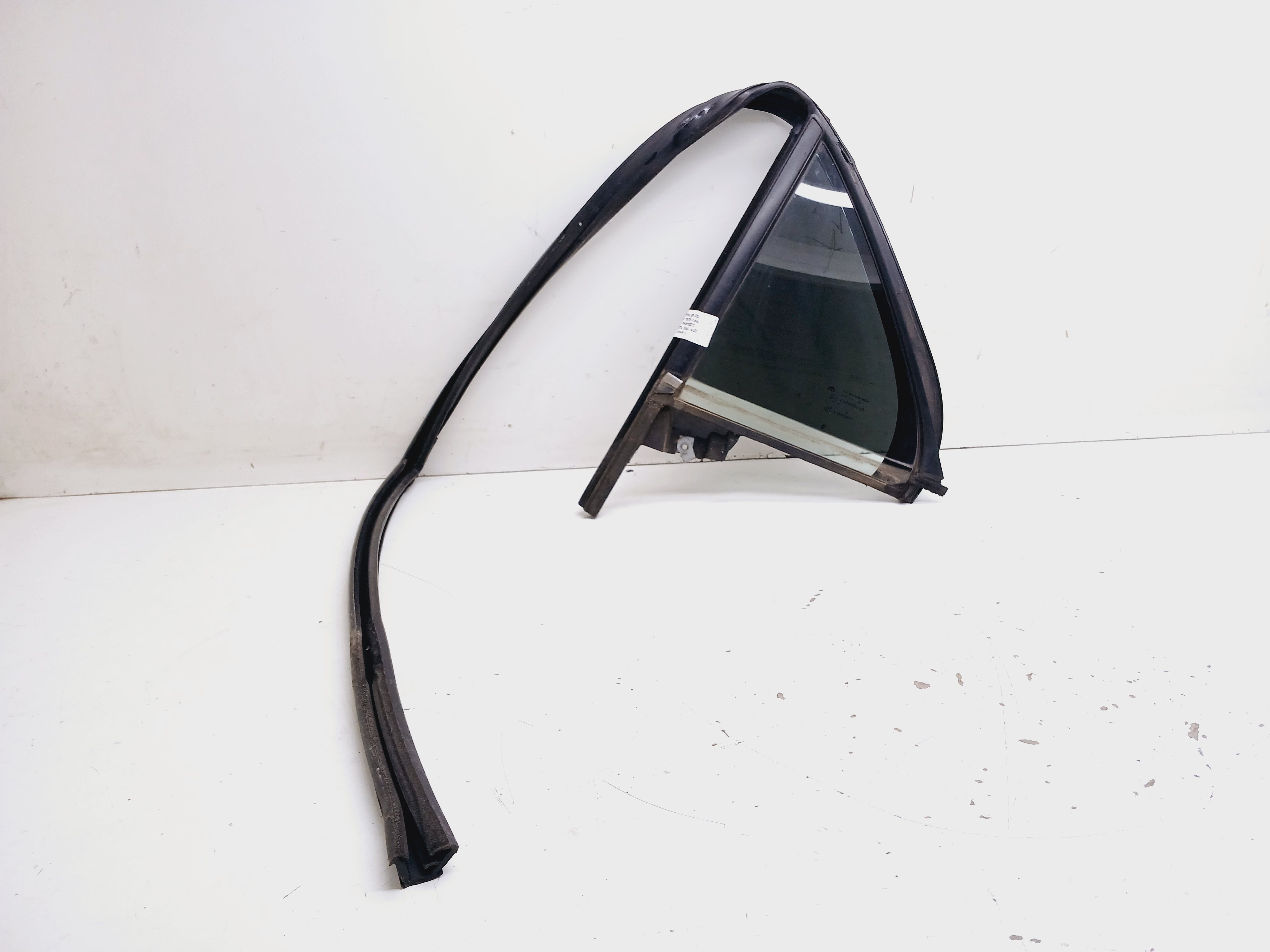 Vidro Fixo Traseiro Esquerdo Chrysler 300c 3.6 V6 2015