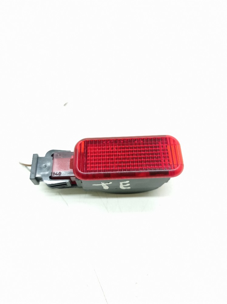 Luz Cortesia Porta Traseira Esquerda Audi A3 Tfsi Sedan 2016