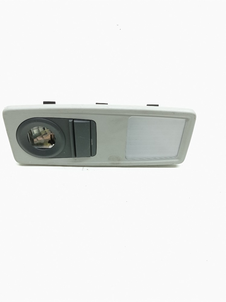 Luz Teto Cortesia Direita Bmw X1 2.0 2013 2014