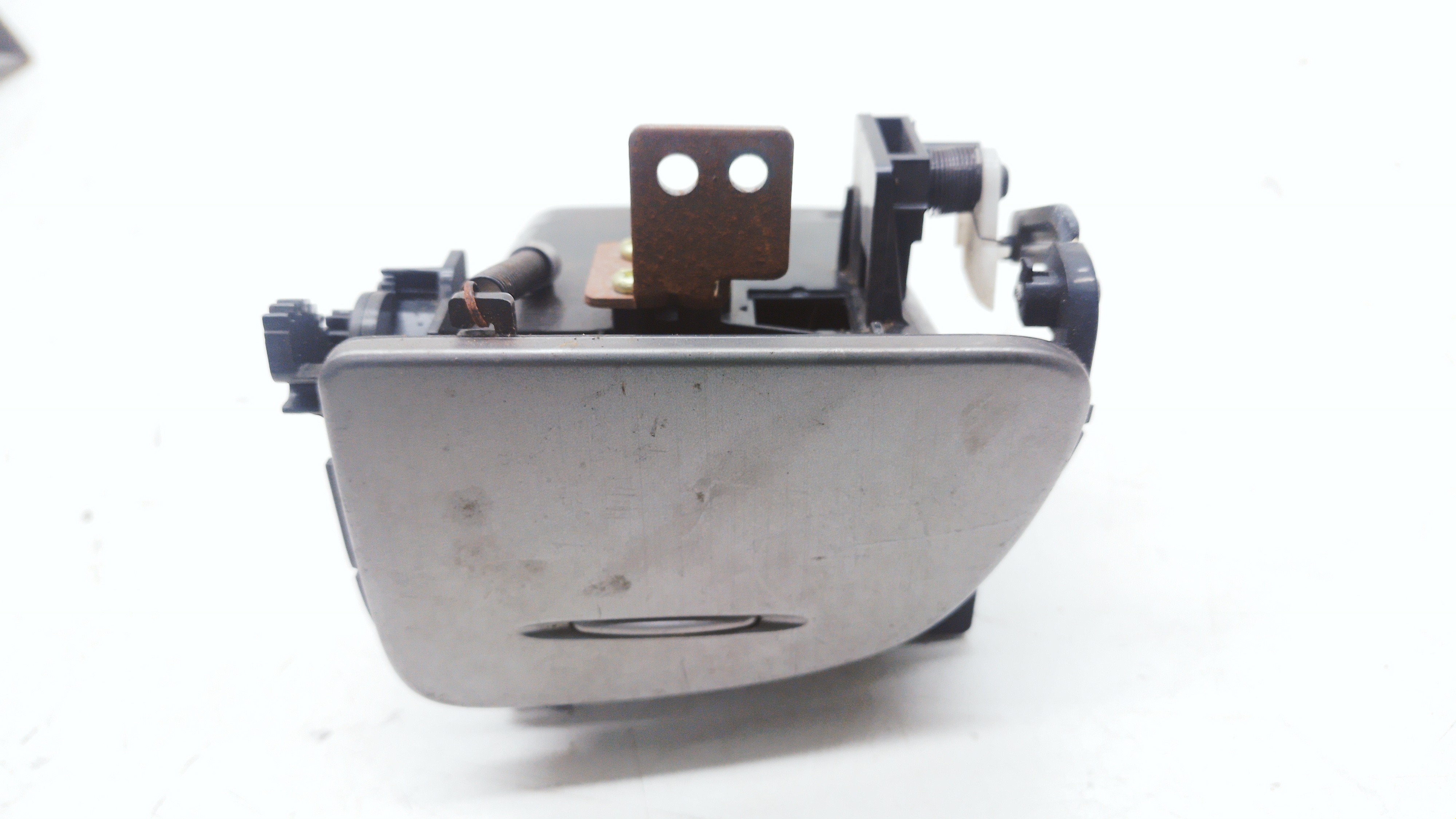Cinzeiro Painel Central Kia Carnival 2007/ 2008 Nº843304d000