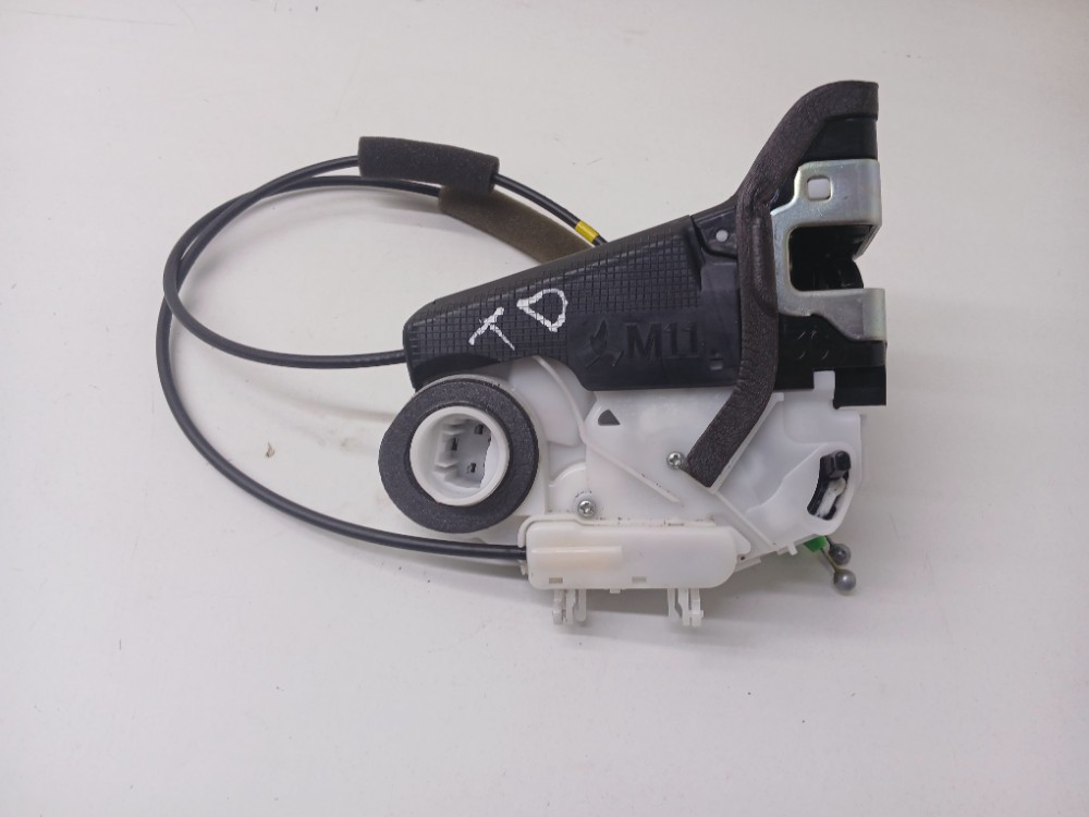 Fechadura Porta Traseiro Direito Toyota Prius 1.8 2018