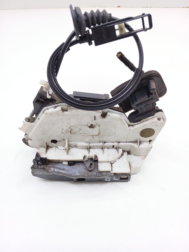 Fechadura Porta Traseira Esquerda Vw Jetta Tsi 2.0 2013