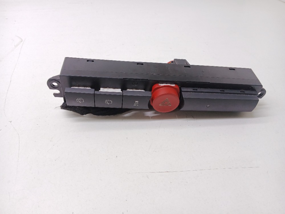 Comando Pisca Alerta Gm Captiva 3.0 V6 2012 2013