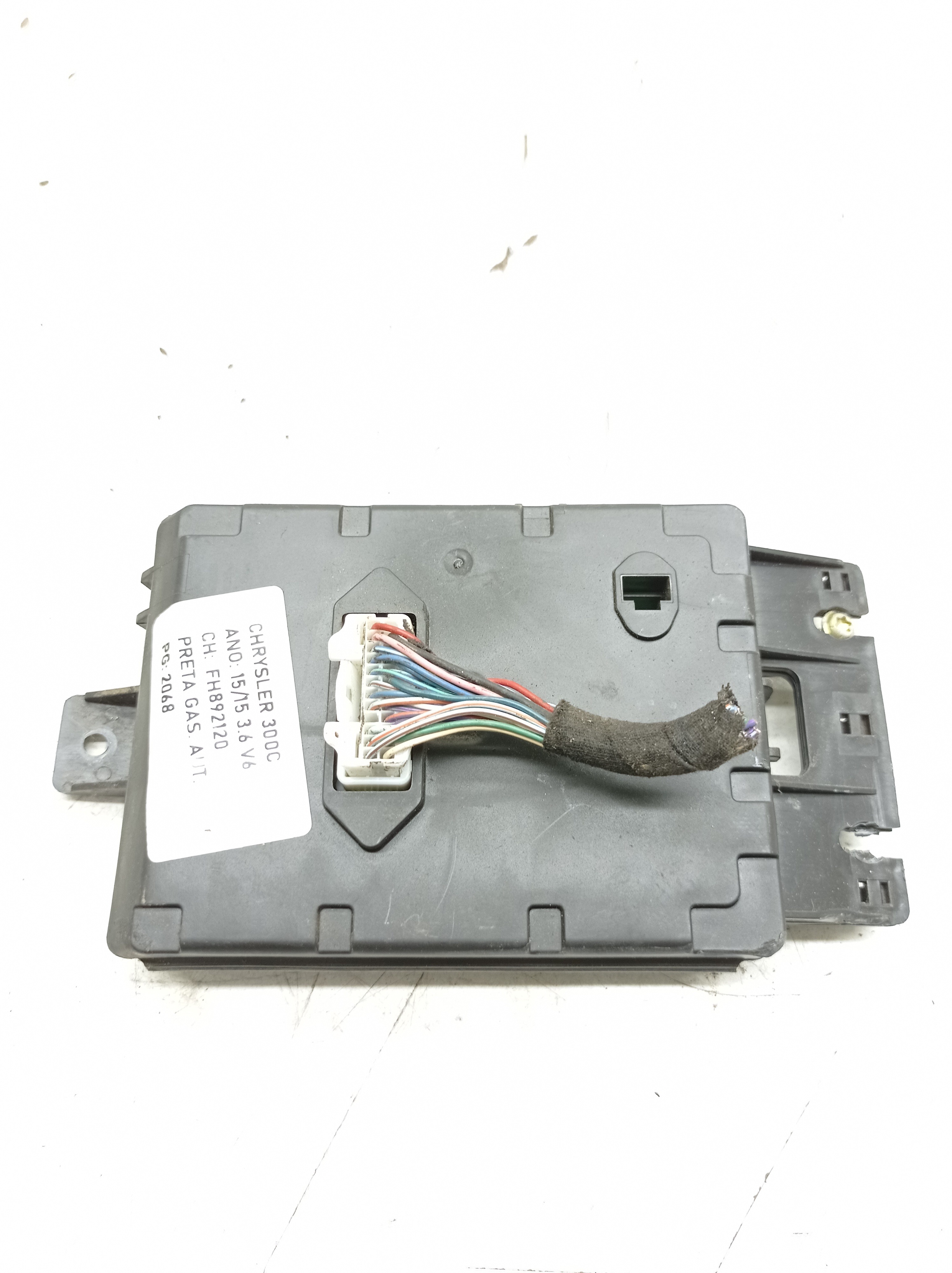 Módulo Temperatura Chrysler 300c 3.6 2014 2015 P68199429ad