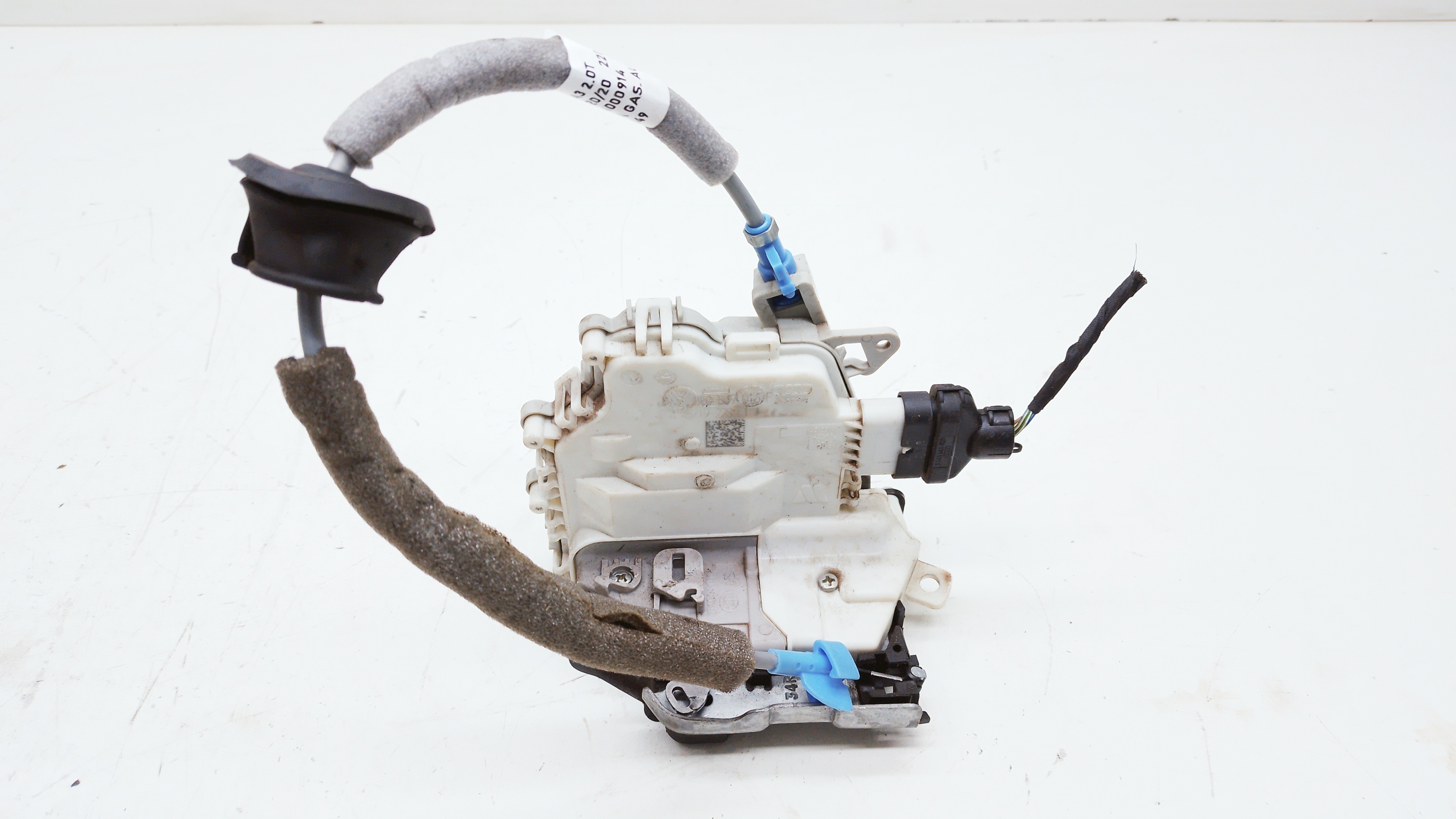 Fechadura Traseira Direita Audi A3 Sedan 2.0 2020 8x0839016f