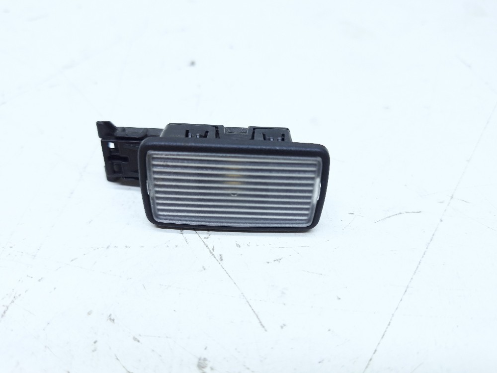 Luz Cortesia Porta Luvas Completo Xc60 2.0 2019 31663793