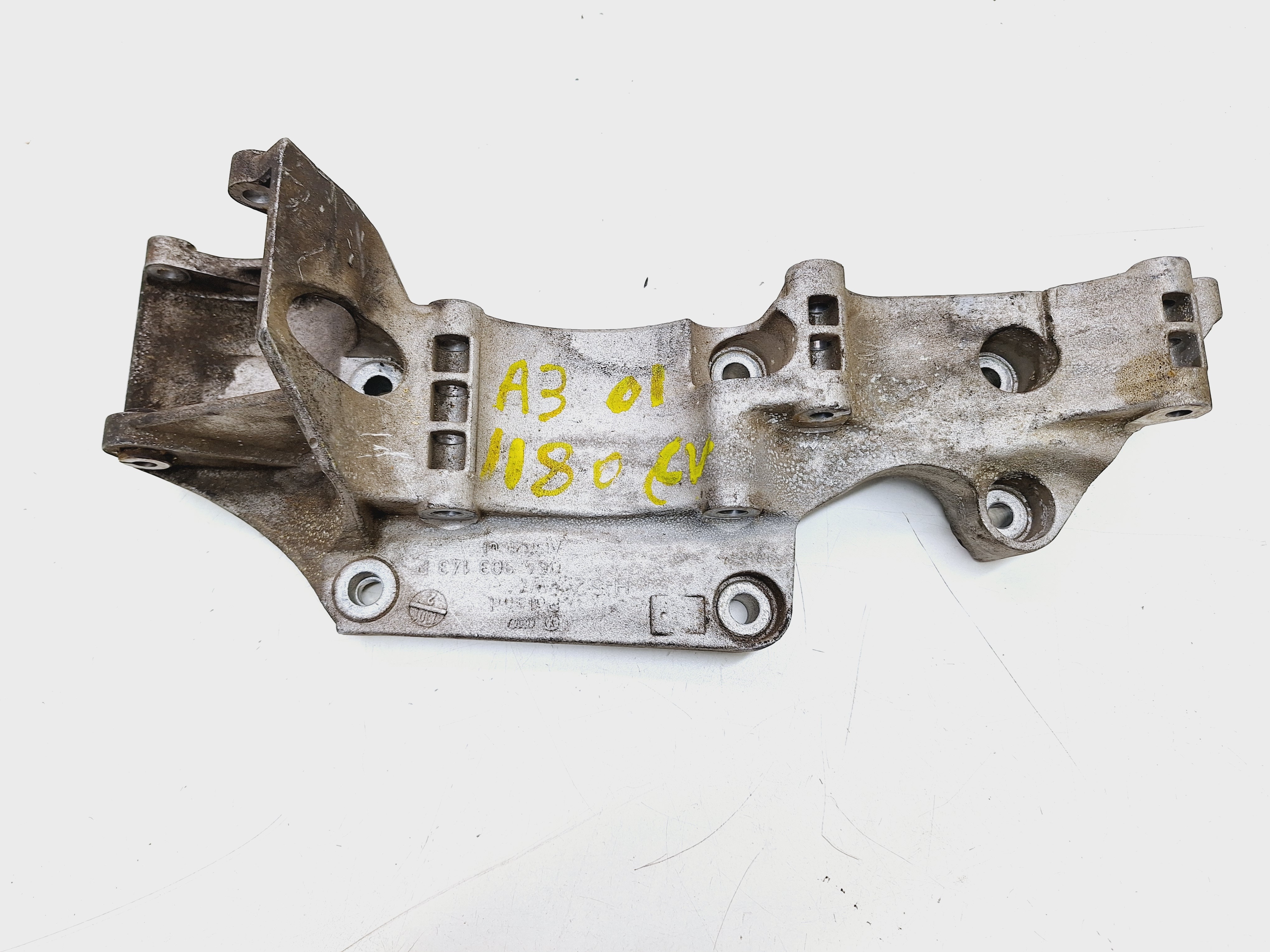 Suporte Alternador Audi A3 2001