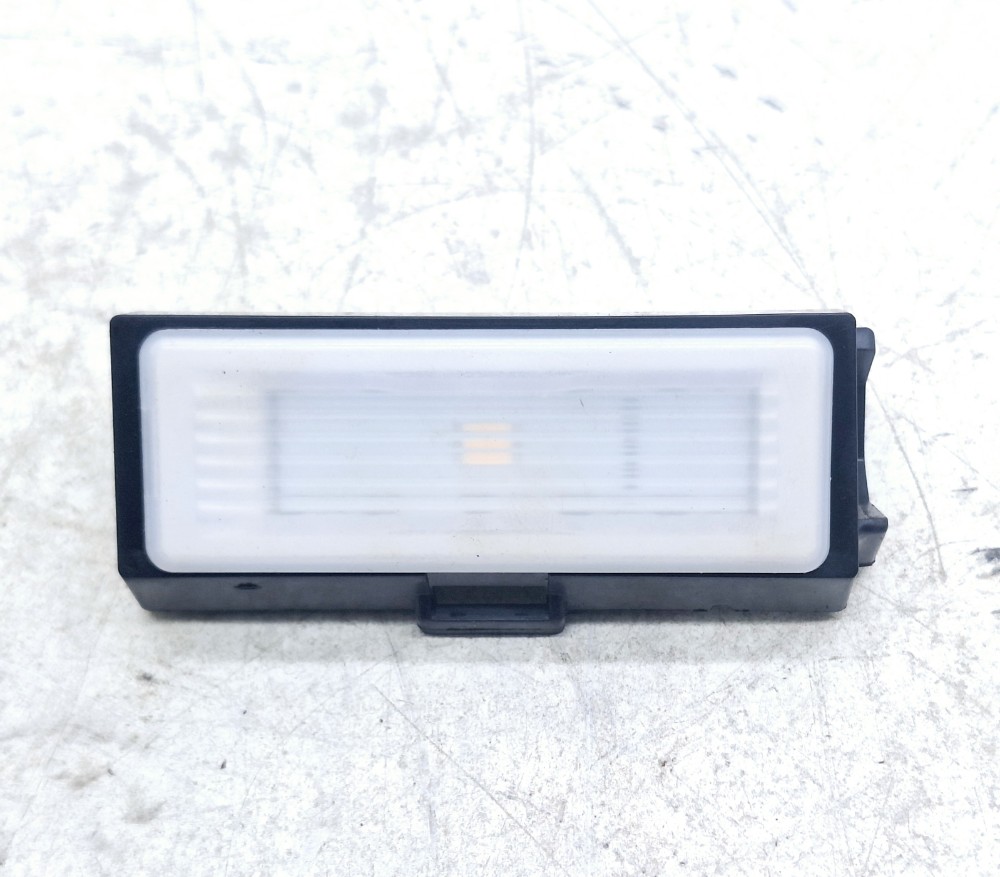 Luz Cortesia Forro Porta Bmw X1 2.0 2016 927050502
