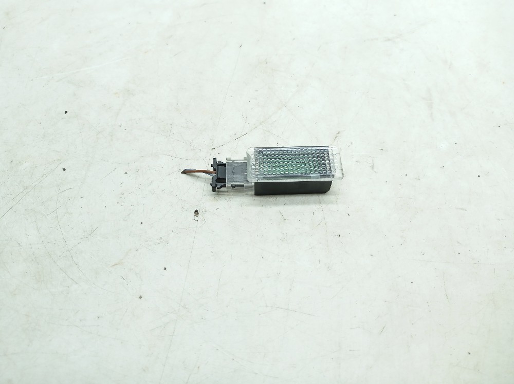 Luz Cortesia Porta Luvas Tiguan 2.0 2021 5g0947409