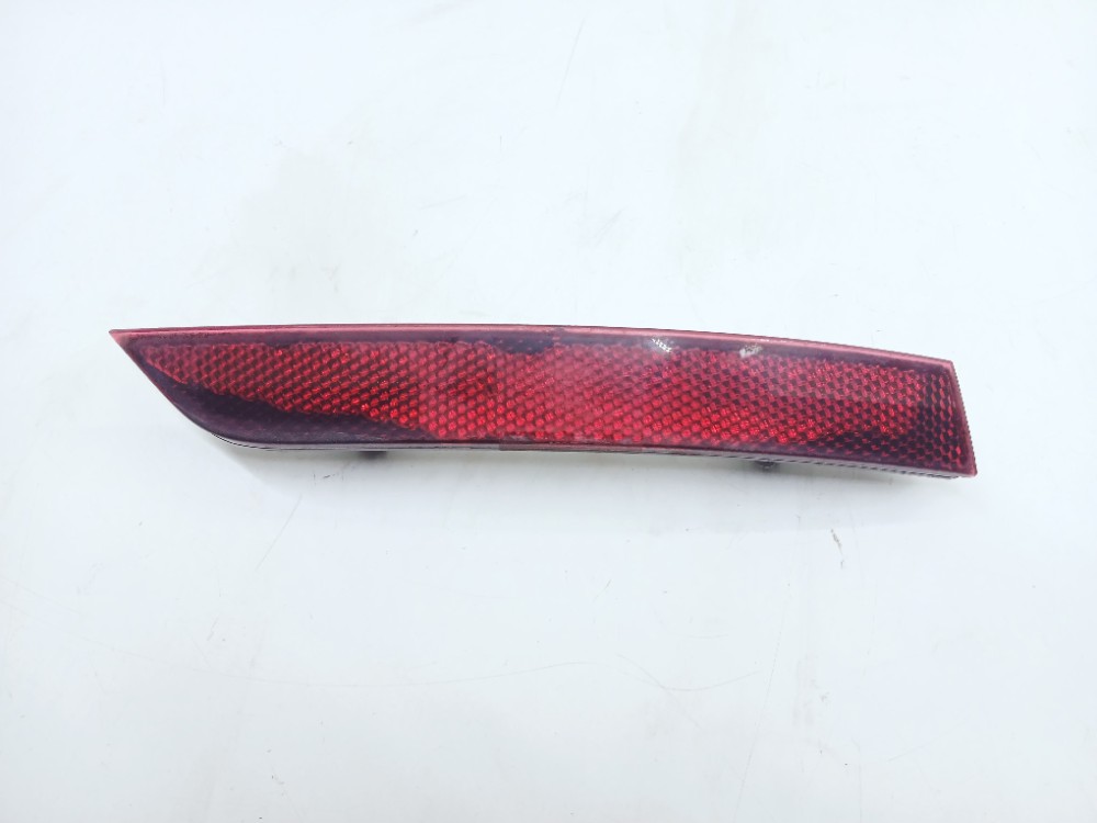 Refletor Olho Gato Direito Vw Passat Tsi 2.0 2015 3g0945104a