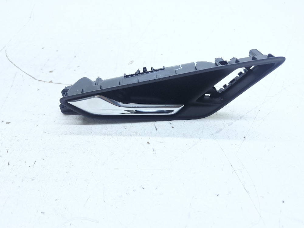 Maçaneta Interna Esquerda Audi Ttrs 2.5t 2021 8s0837019c Dianteira