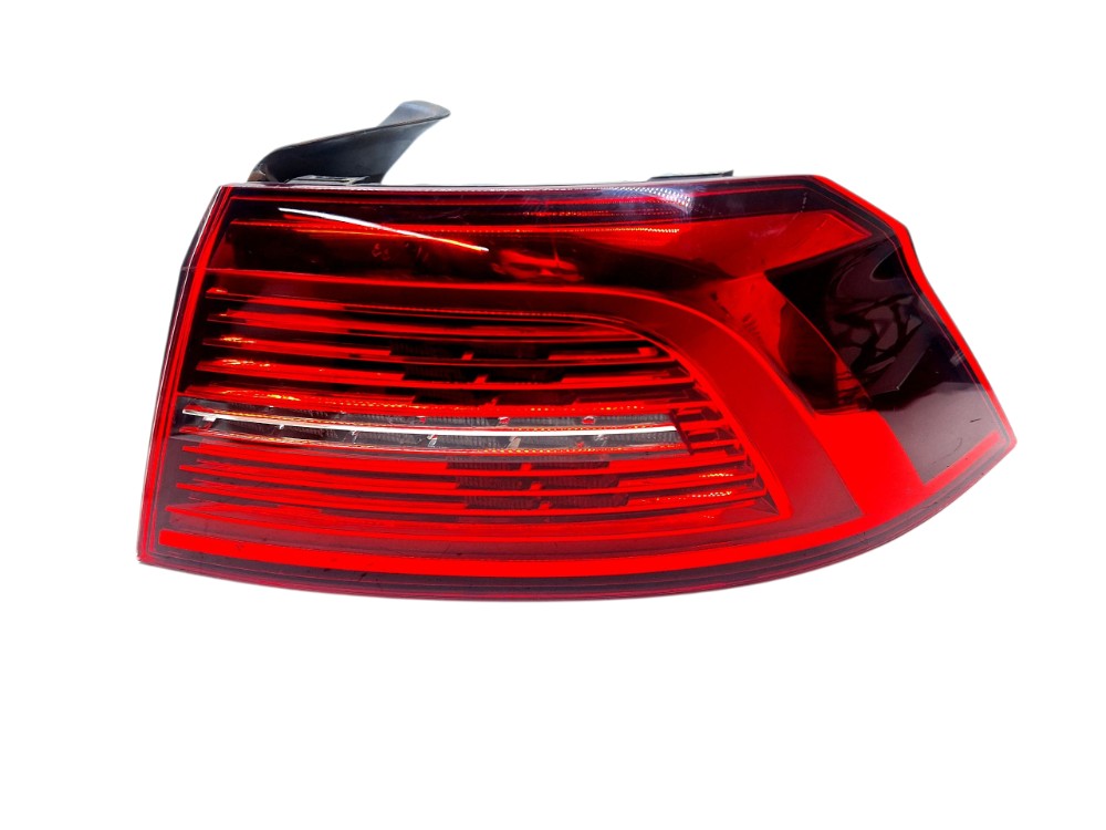 Lanterna Direita Vw Passat Tsi 2.0 2018 3g5945208e