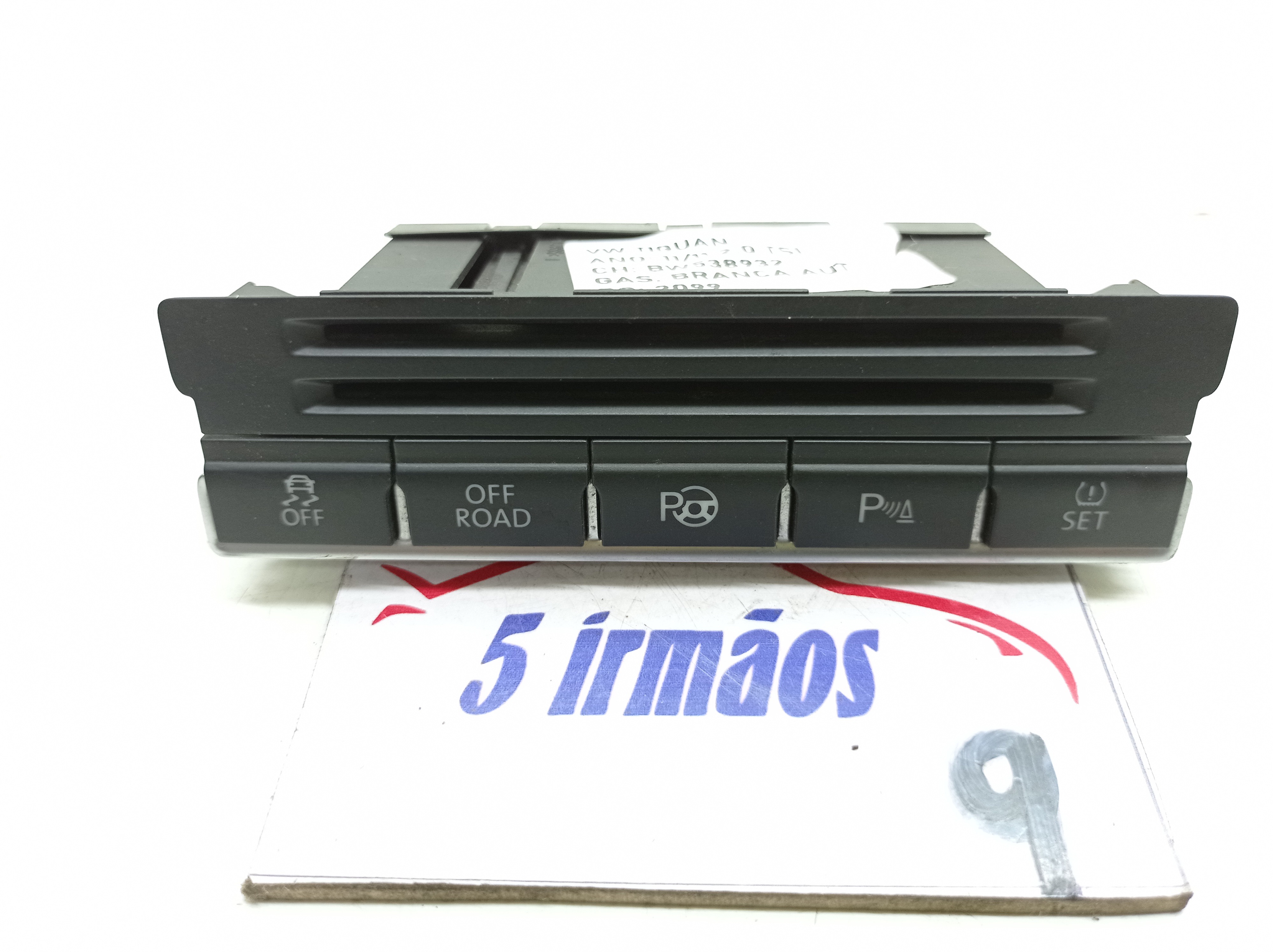 Botão Comando Tração /  Park Assit Vw Tiguan Tsi 2.0 2011