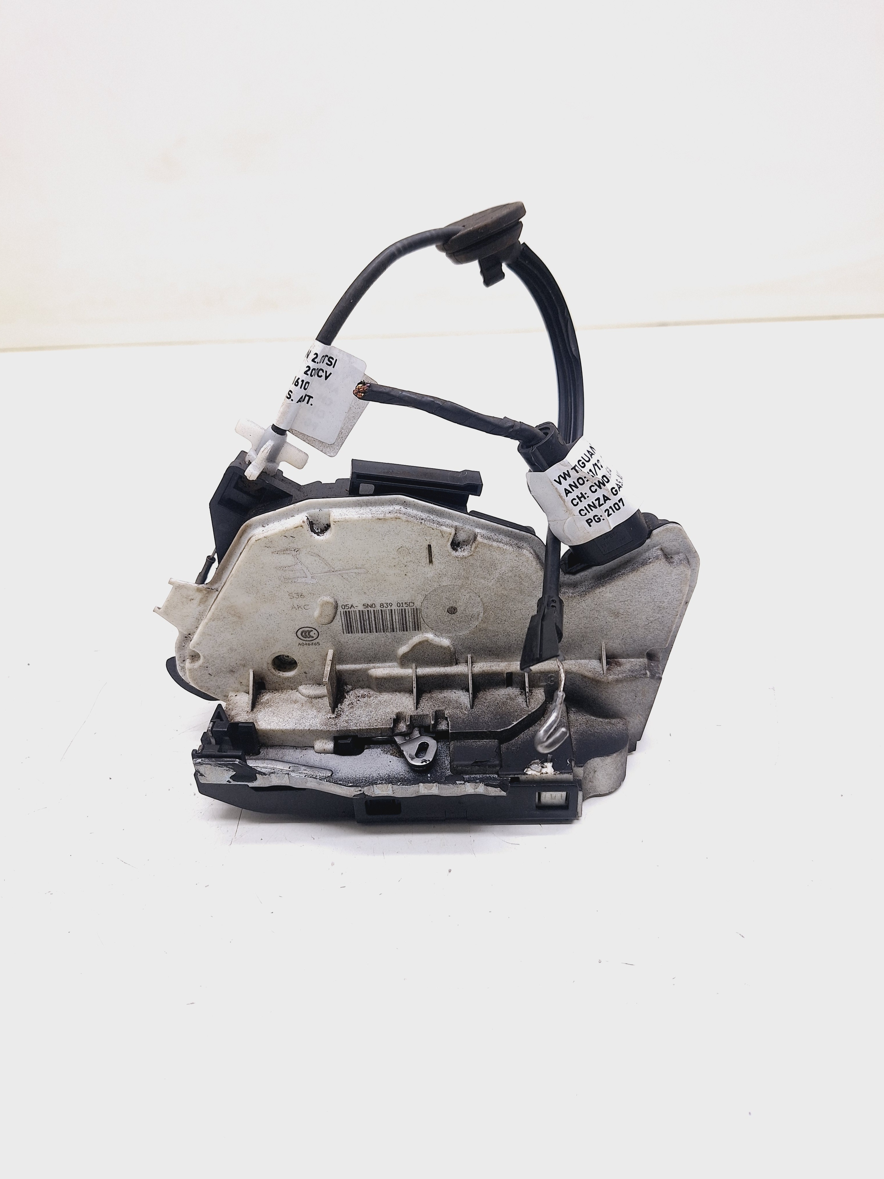 Fechadura Porta Traseira Esquerda Vw Tiguan Tsi 2.0 2012
