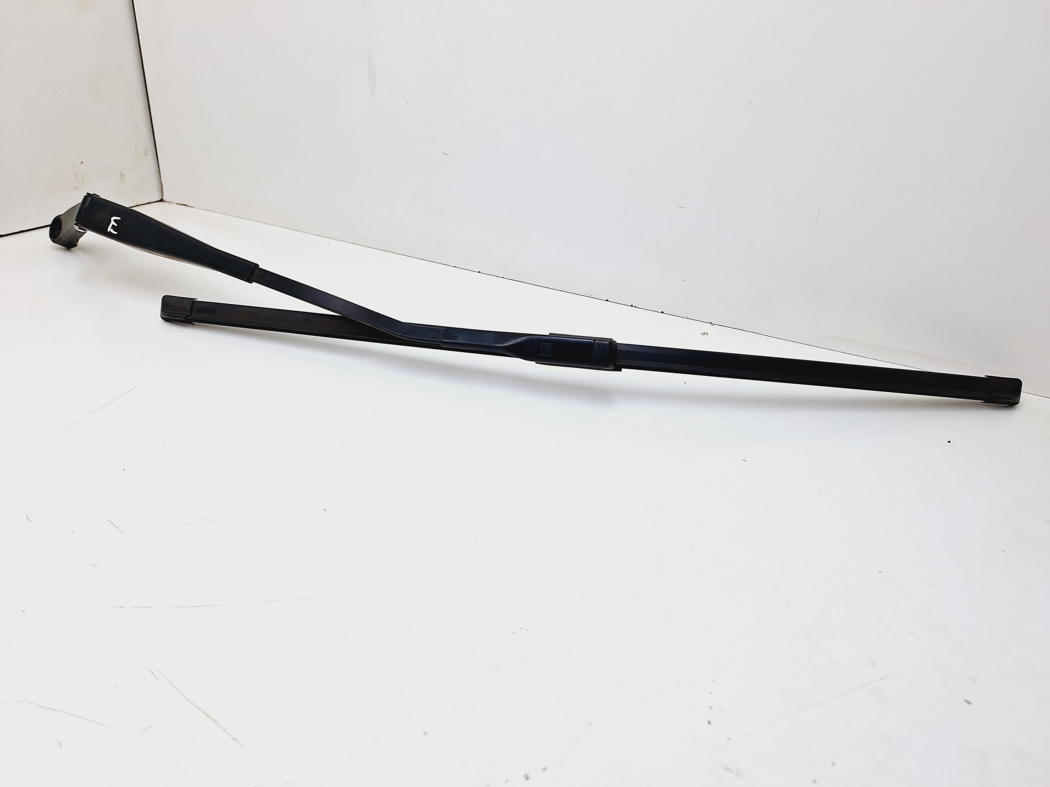Braço Esquerdo Limpador Parabrisa Audi A3 Sedan 2.0 2021  Esquerdo