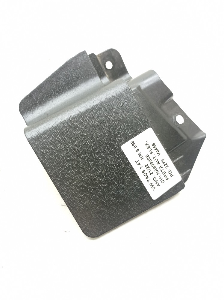 Acabamento Esquerdo Parabarro Traseiro Vw Taos Tsi 1.4 2022
