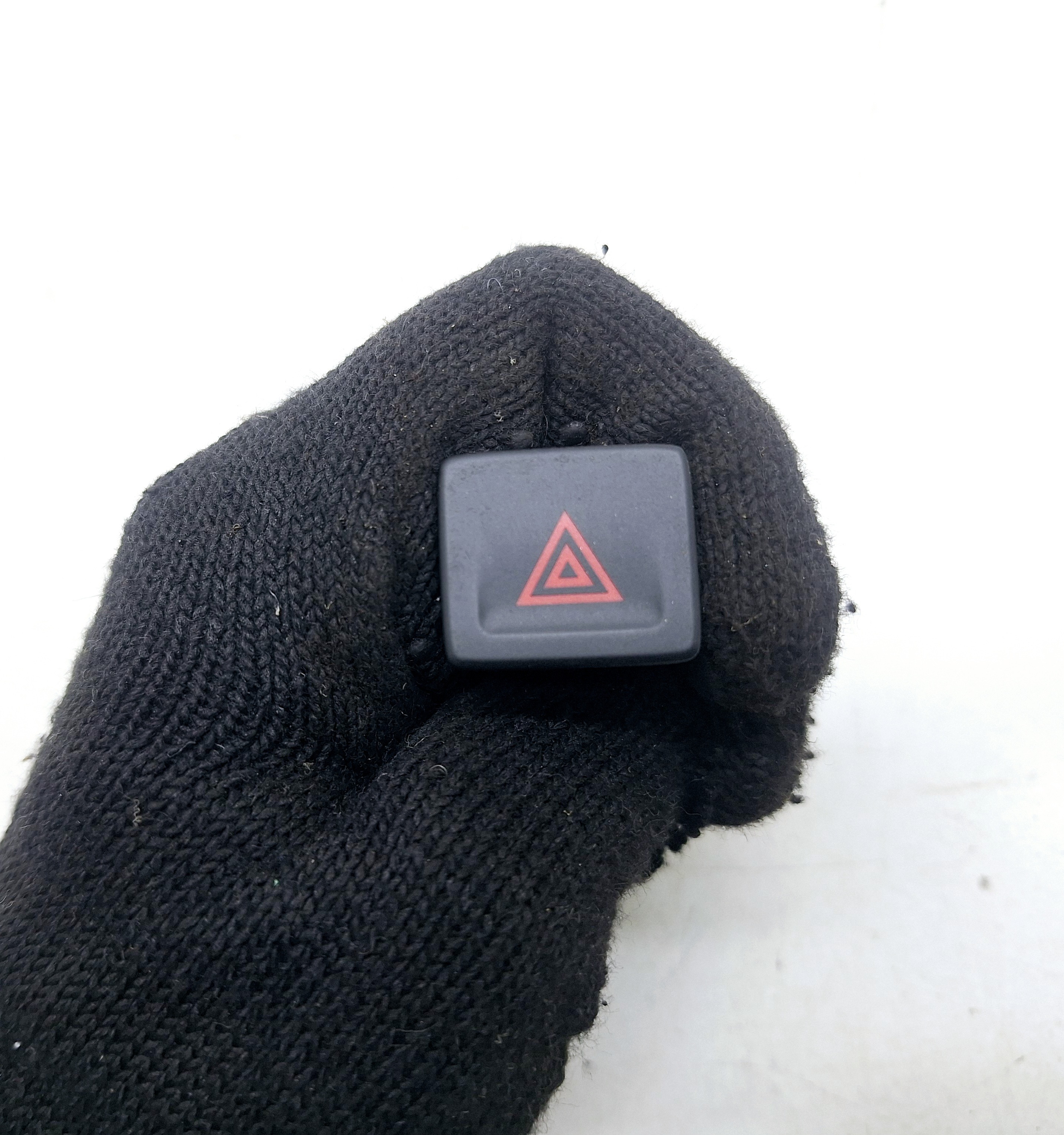 Botão Pisca Alerta Vw Tiguan Rline Tsi 2.0 2019 5na953509a Preto