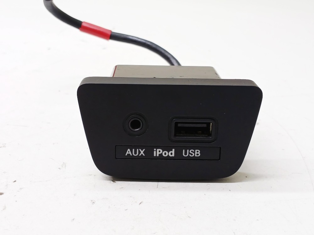 Tomada Usb Auxiliar I30 1.8 2013 2014 96120a5100