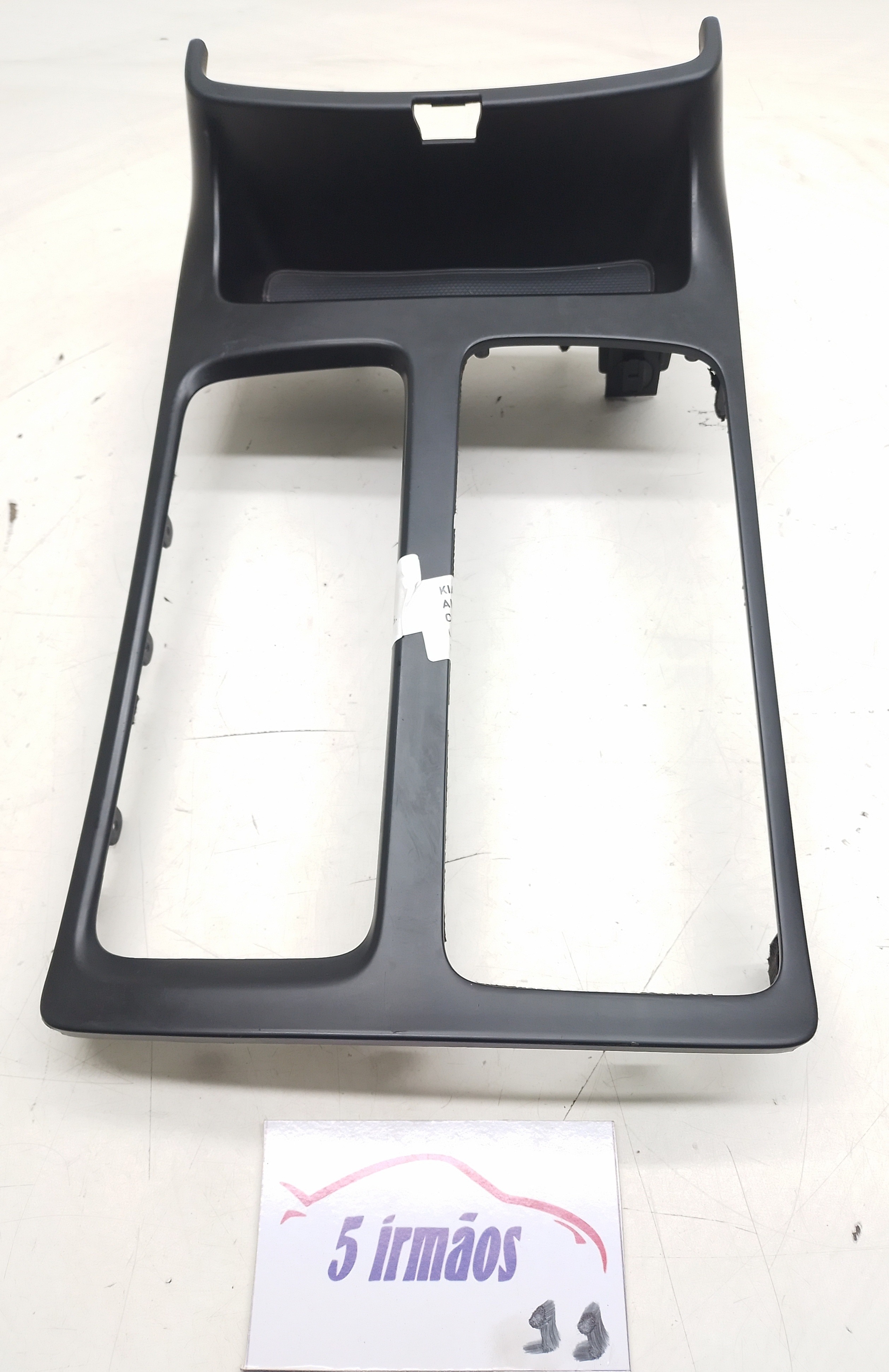 Acabamento Console Central Kia Sorento 2.4 2018 Nº84651c5000