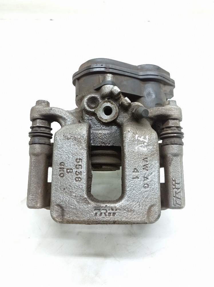 Cavalete Traseiro Esquerdo Audi Q3 Tfsi 1.4 2016 32355461