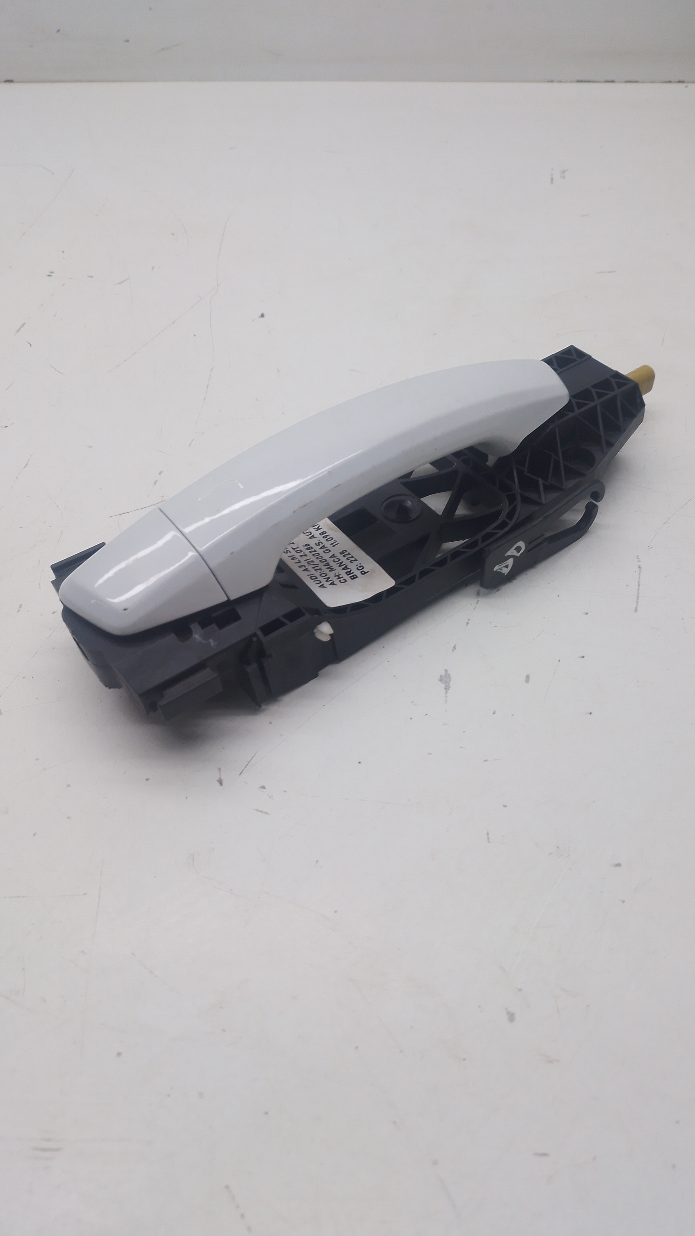 Maçaneta Externa Dianteira Direita Audi A3 Sedan 2.0 2021 Branco Dianteira