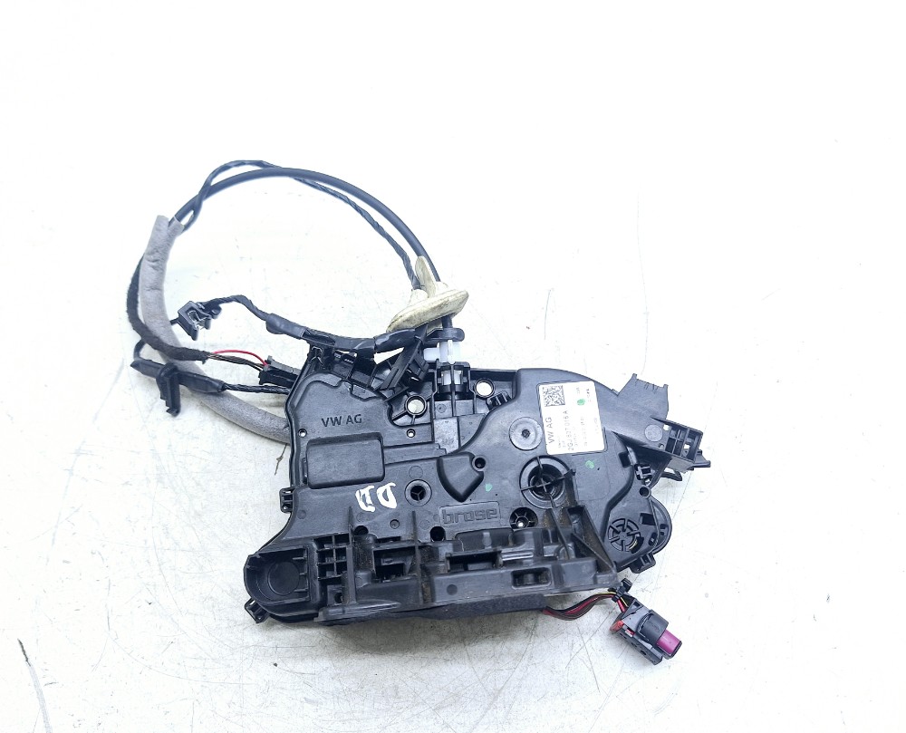 Fechadura Porta Dianteira Direita Vw Virtus Tsi 1.4 2023
