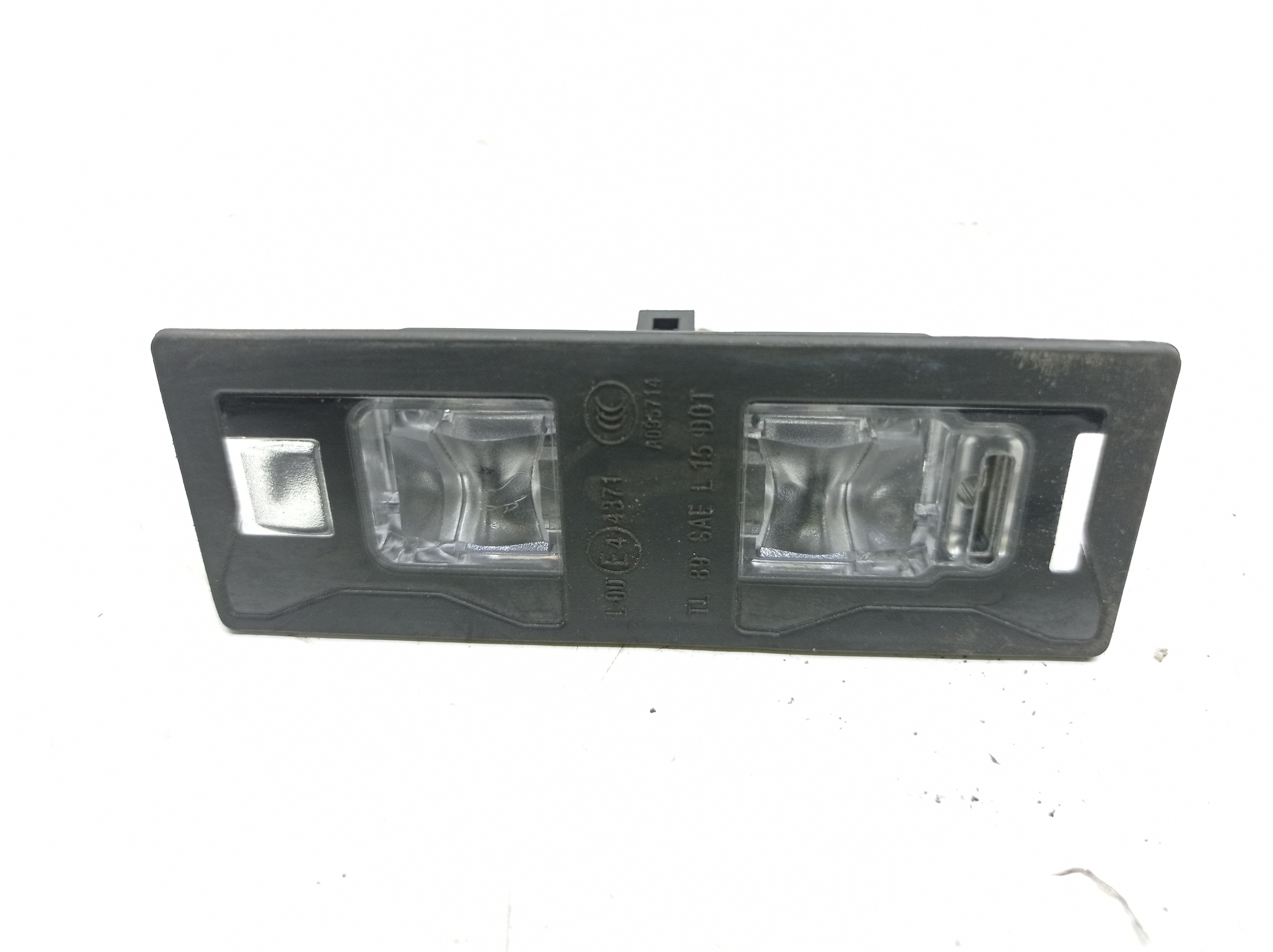 Luz Placa Audi Q3 Tfsi 1.4 2020 / 2021 8w6943021a
