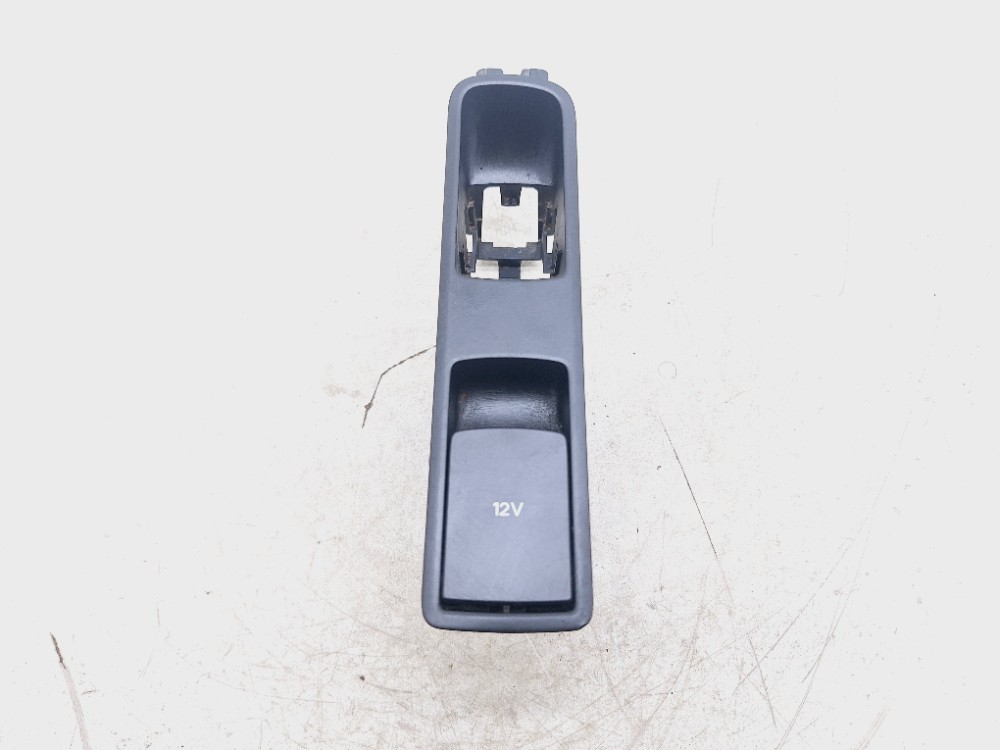 Acabamento Tomada 12v Audi Q3 1.4 2016 8u1863349b