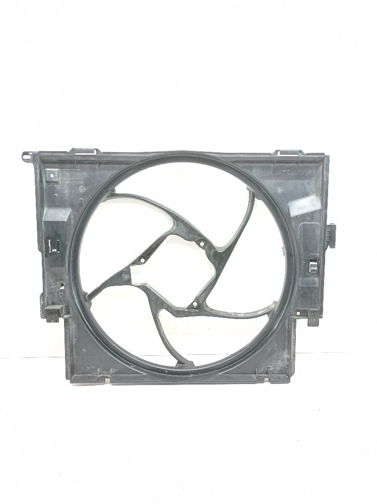 Defletor Ventoinha Radiador Bmw 328i 2.0 2012 764050901