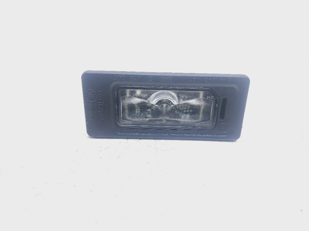 Luz Placa Volkswagen Jetta Gli 2.0 2023 2024