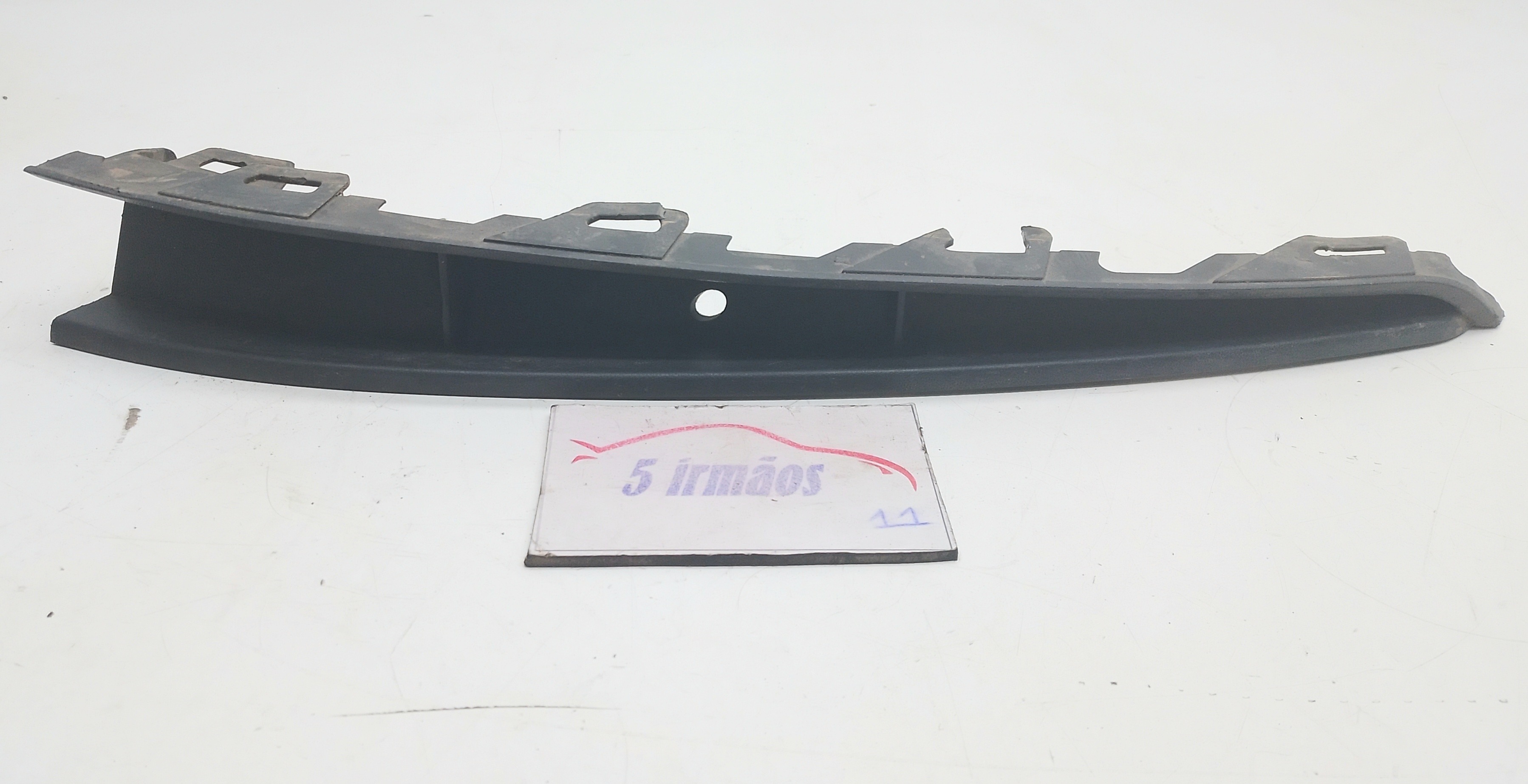 Acabamento Direito Parachoque Dianteiro Vw Polo 1.0 2019