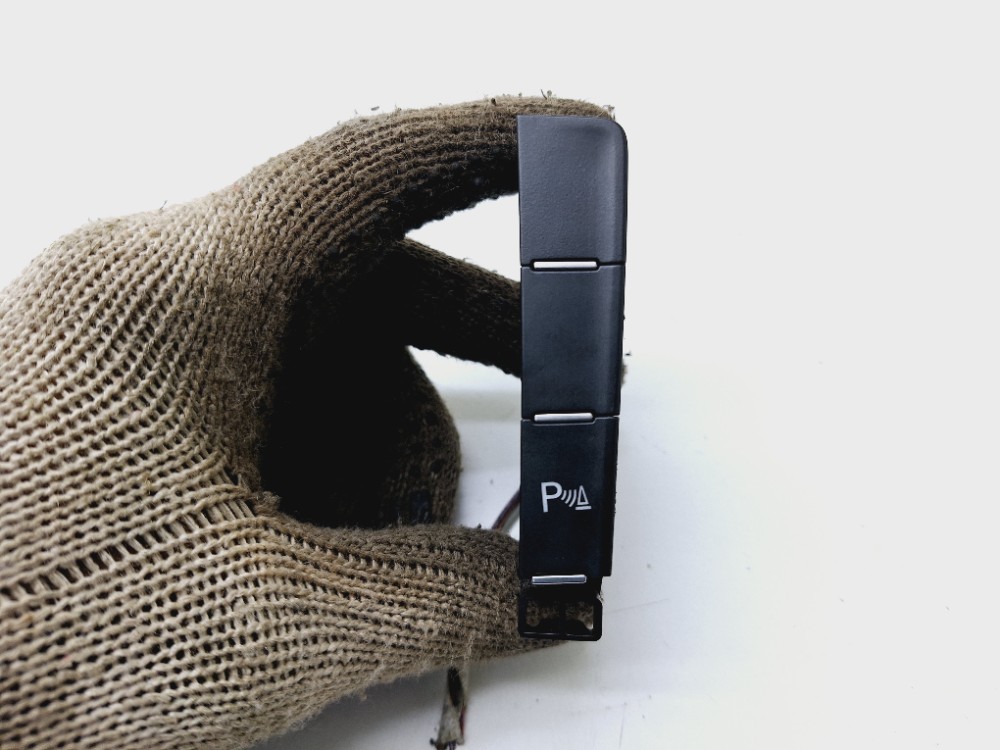 Comando Botão Sensor Estacionamento Golf Gti 2015 5g1927229t