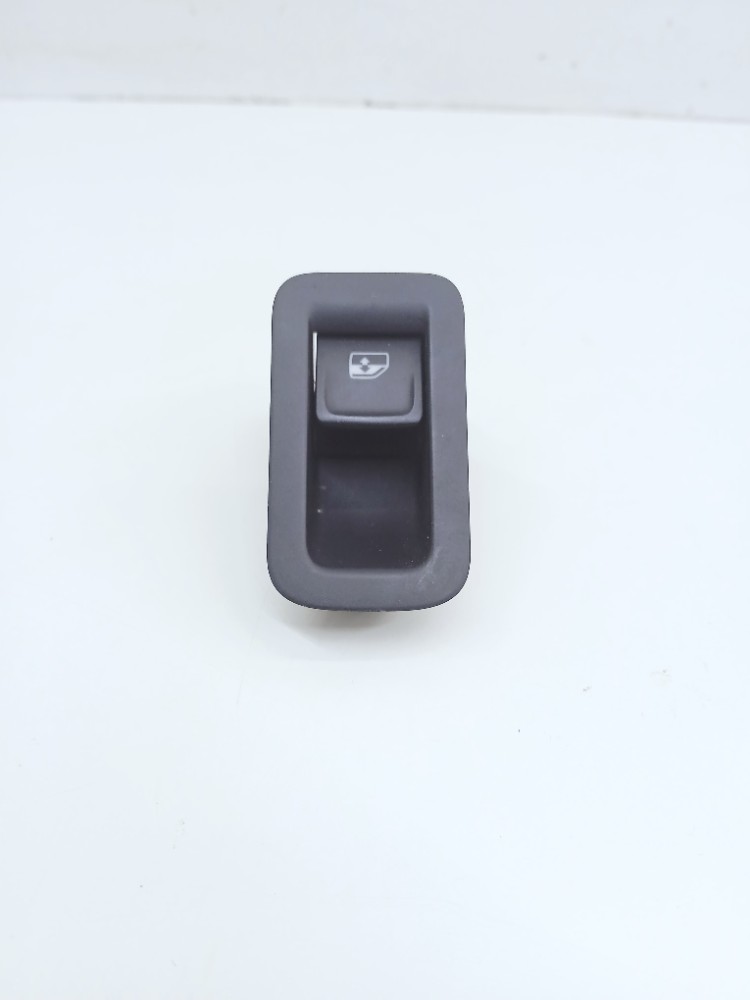 Comando Vidro Traseiro Direito Vw Golf Tsi 1.0 2017