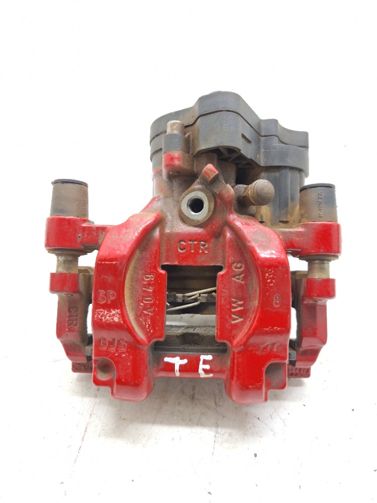Cavalete Traseira Esquerdo Vw Jetta Gli 2.0 2020 5q0615406fe