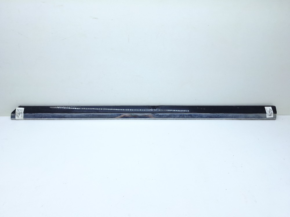 Friso Porta Dianteira Direita Passat Tsi 2.0 2018 3g0854940 Preto
