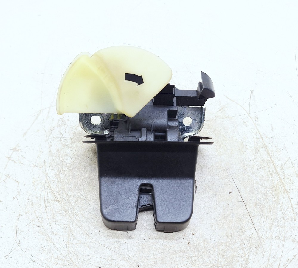 Fechadura Tampa Traseira Vw Jetta Tsi 2.0 2013 5c6827520b